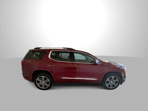 Used 2018 GMC Acadia Denali w/ Technology Package image 9