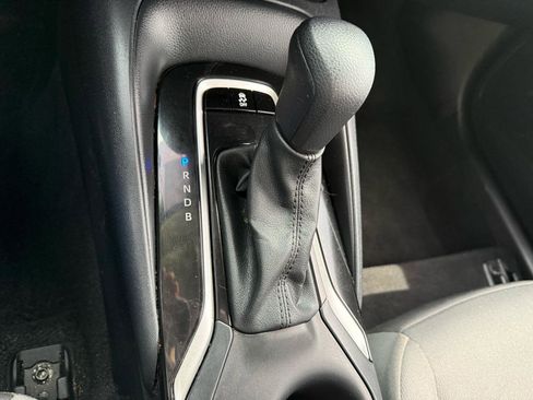 Used 2023 Toyota Corolla LE w/ LE Convenience Package FWD image 30