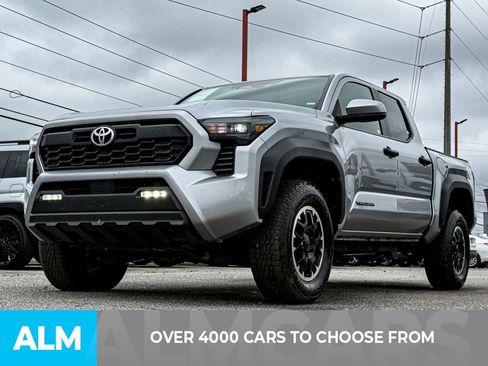 Used 2024 Toyota Tacoma TRD Off-Road AWD/4WD image 2