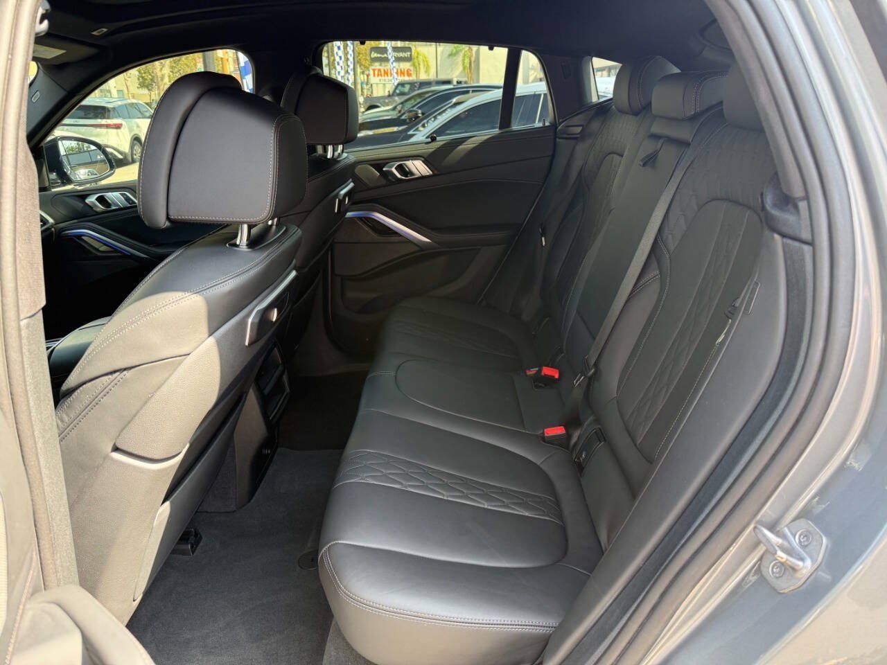 Used 2024 BMW X6 xDrive40i w/ Executive Package AWD/4WD image 40