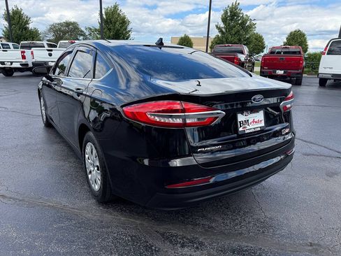 Used 2020 Ford Fusion S FWD image 5