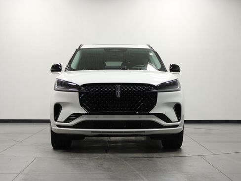 Used 2026 Lincoln Aviator Reserve w/ Jet Appearance Package AWD/4WD image 9