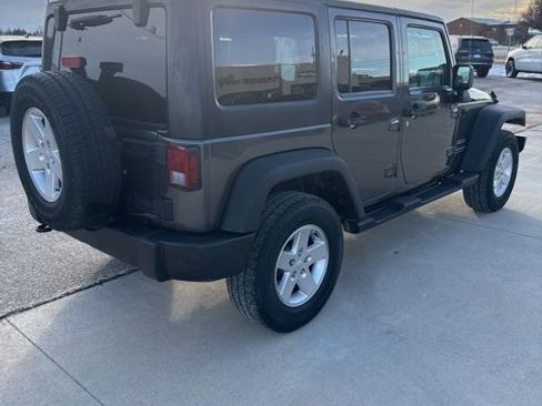 Used 2017 Jeep Wrangler Unlimited Sport w/ Quick Order Package 24S image 6