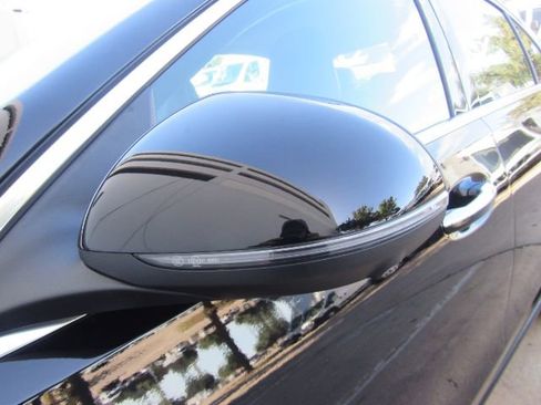 Used 2023 Mercedes-Benz C 300 Sedan w/ Exclusive Trim Package image 18