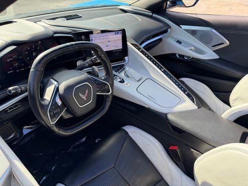 Used 2021 Chevrolet Corvette Stingray Preferred Cpe w/ Z51 Performance Package RWD image 21