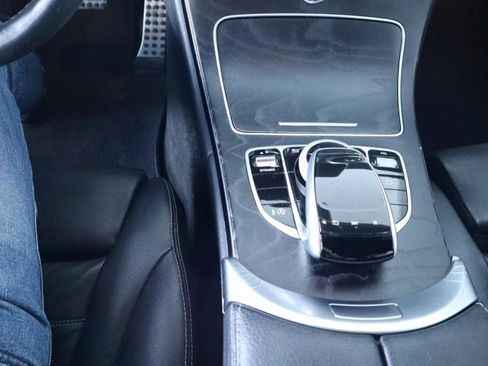 Used 2017 Mercedes-Benz C 300 4MATIC Sedan w/ Premium 3 Package image 19