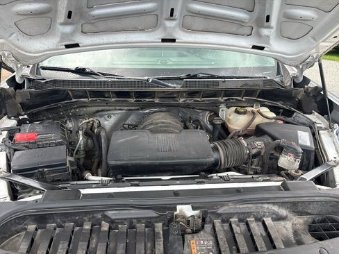 Used 2021 Chevrolet Silverado 1500 W/T w/ WT Fleet Convenience Package AWD/4WD image 18