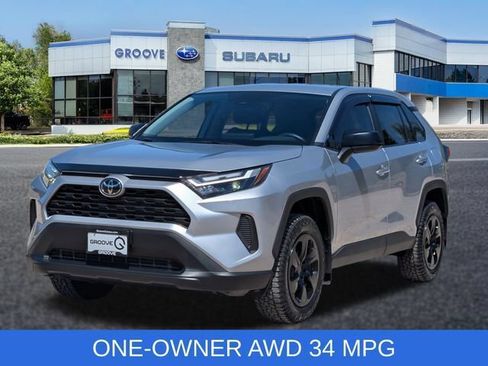 Used 2025 Toyota RAV4 LE AWD/4WD image 1