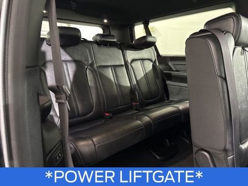 Used 2024 Jeep Wagoneer L Series II image 14