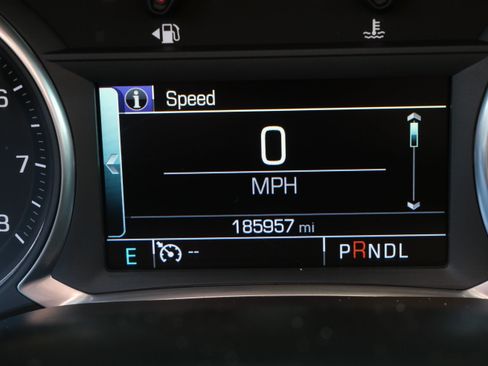 Used 2018 GMC Acadia SLE AWD/4WD image 35