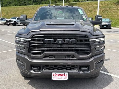 New 2026 RAM 2500 Laramie AWD/4WD image 10