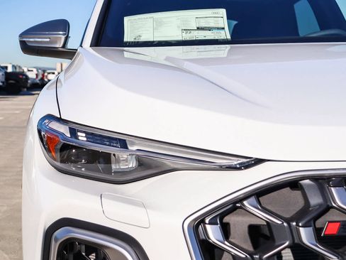 New 2025 Audi SQ5 Premium Plus AWD/4WD image 9