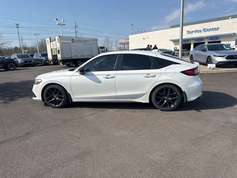 Used 2023 Honda Civic Sport image 19