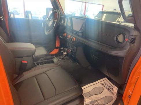 Certified 2025 Jeep Wrangler Unlimited Rubicon image 19