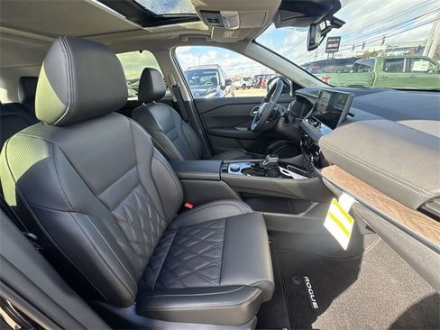 New 2026 Nissan Rogue Platinum w/ Platinum Premium Package image 24
