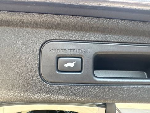 Used 2025 Honda Odyssey Elite image 43