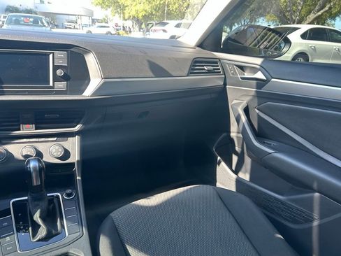Used 2020 Volkswagen Jetta S FWD image 11