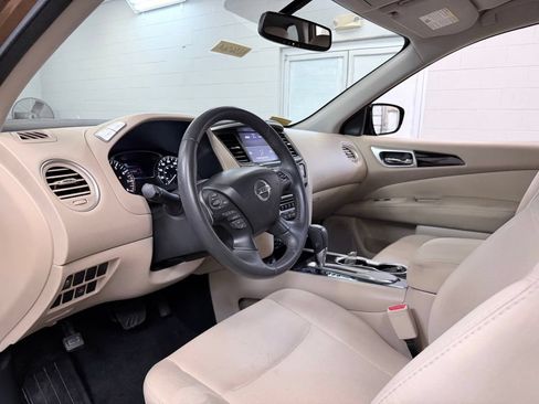 Used 2017 Nissan Pathfinder SV w/ Cargo Package FWD image 14