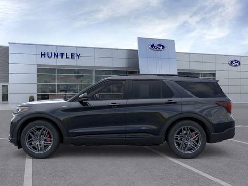 New 2026 Ford Explorer ST-Line w/ ST-Line Street Pack AWD/4WD image 3