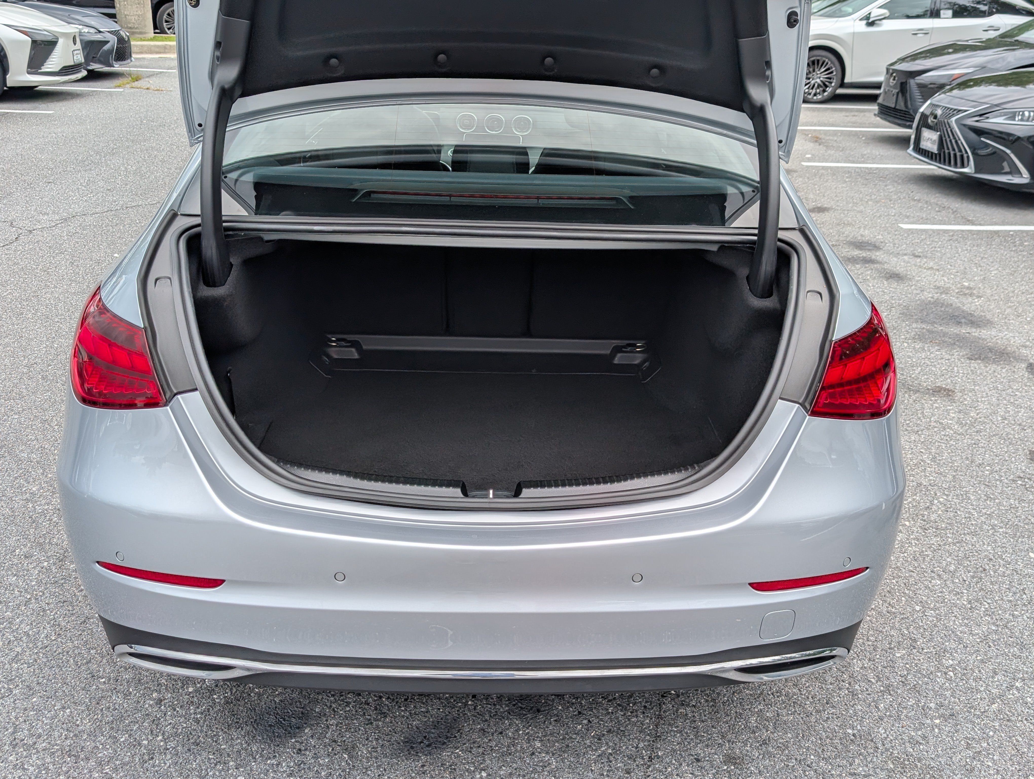 Used 2023 Mercedes-Benz C 300 4MATIC Sedan image 13