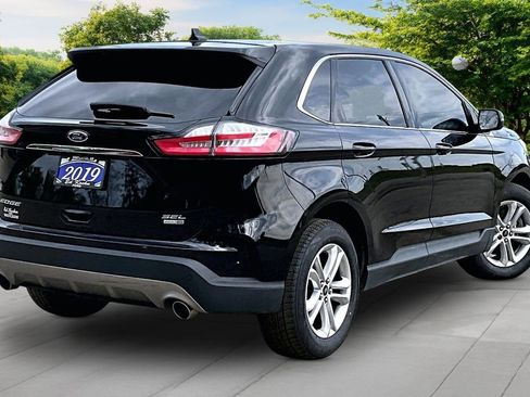 Used 2019 Ford Edge SEL w/ Equipment Group 201A AWD/4WD image 12