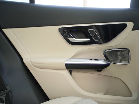 New 2026 Mercedes-Benz GLC 300 GLC 300 image 42