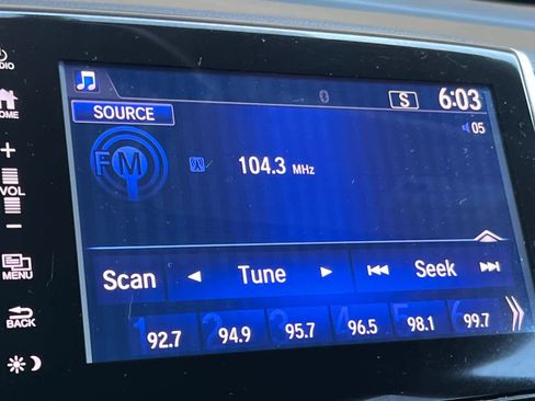 Used 2017 Honda Pilot EX-L image 21
