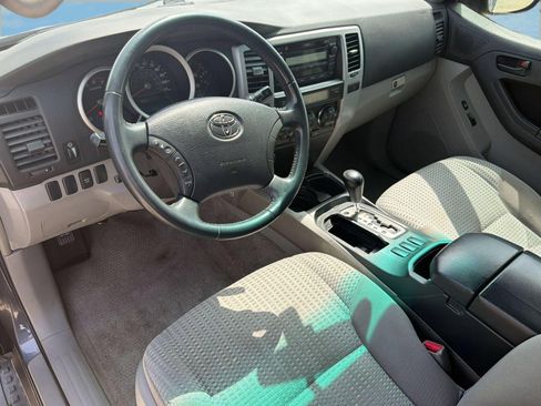 Used 2007 Toyota 4Runner SR5 RWD image 4