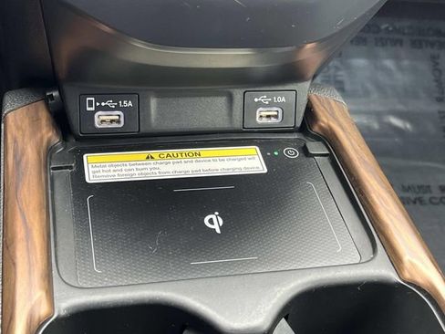 Used 2020 Honda CR-V Touring image 34
