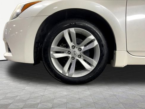 Used 2013 Nissan Altima 2.5 S FWD image 31