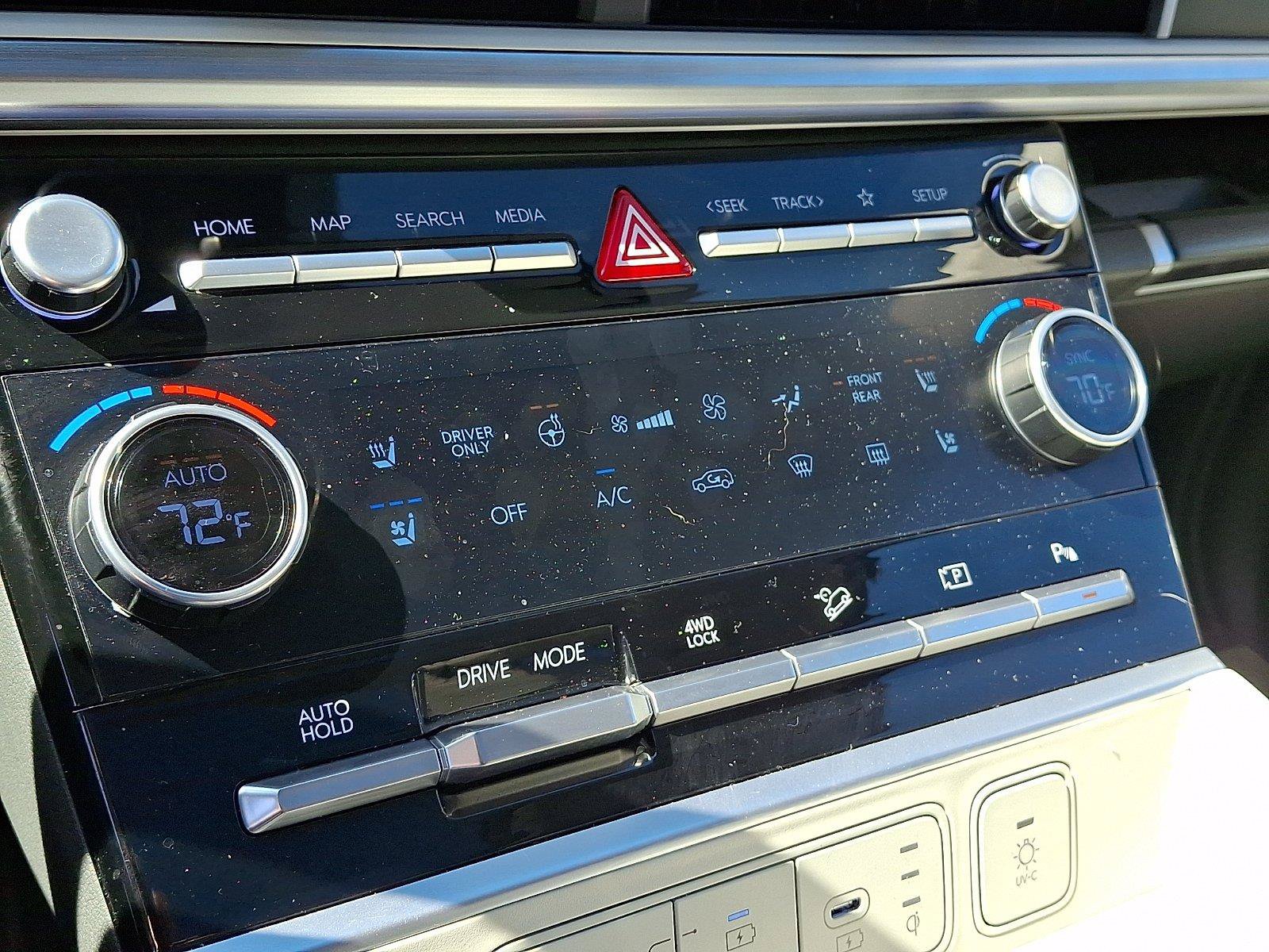 Used 2024 Hyundai Santa Fe Limited AWD/4WD image 17