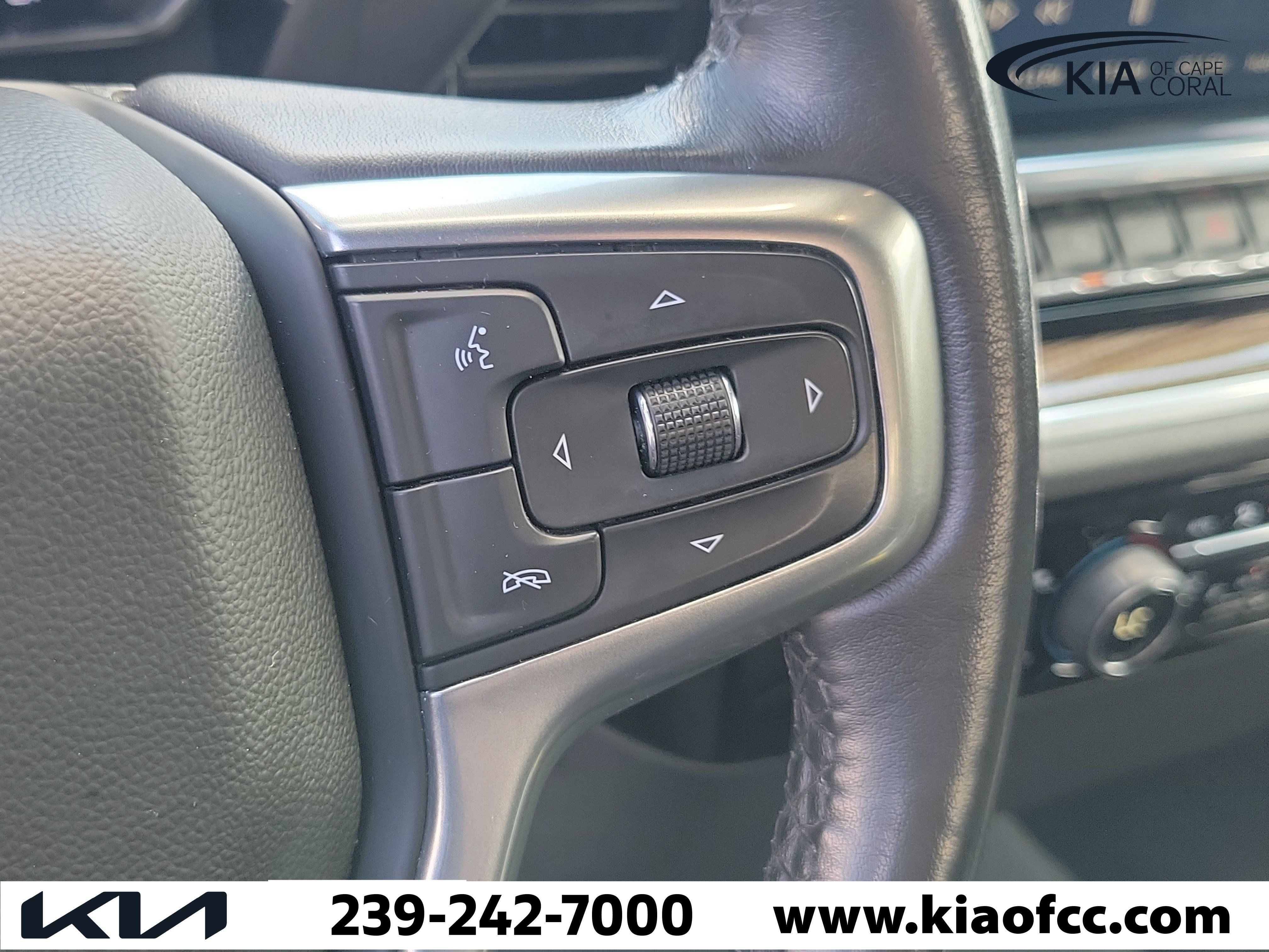 Used 2022 Chevrolet Silverado 1500 LT AWD/4WD image 26