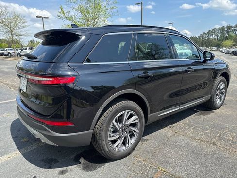 New 2026 Lincoln Corsair Premiere image 5