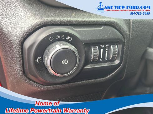 Used 2018 Jeep Wrangler Unlimited Sport AWD/4WD image 28