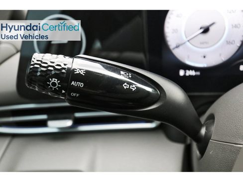 Certified 2024 Hyundai Elantra SEL FWD image 20