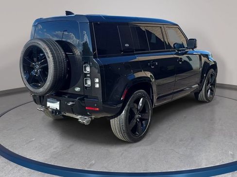 Used 2022 Land Rover Defender 110 AWD/4WD image 6