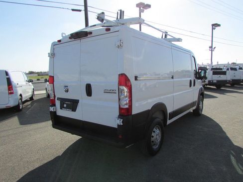 Used 2023 RAM ProMaster 2500 w/ Driver Convenience Group image 7