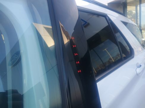 Certified 2023 Ford Explorer XLT w/ Equipment Group 202A image 5