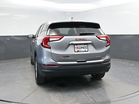 Used 2024 GMC Terrain SLE AWD/4WD image 6