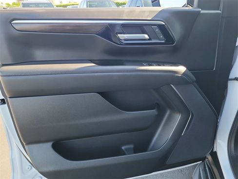 Used 2026 Chevrolet Tahoe LS image 22