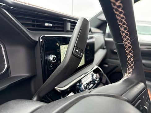 Used 2024 GMC Sierra 2500 AT4 w/ AT4 Premium Plus Package image 28