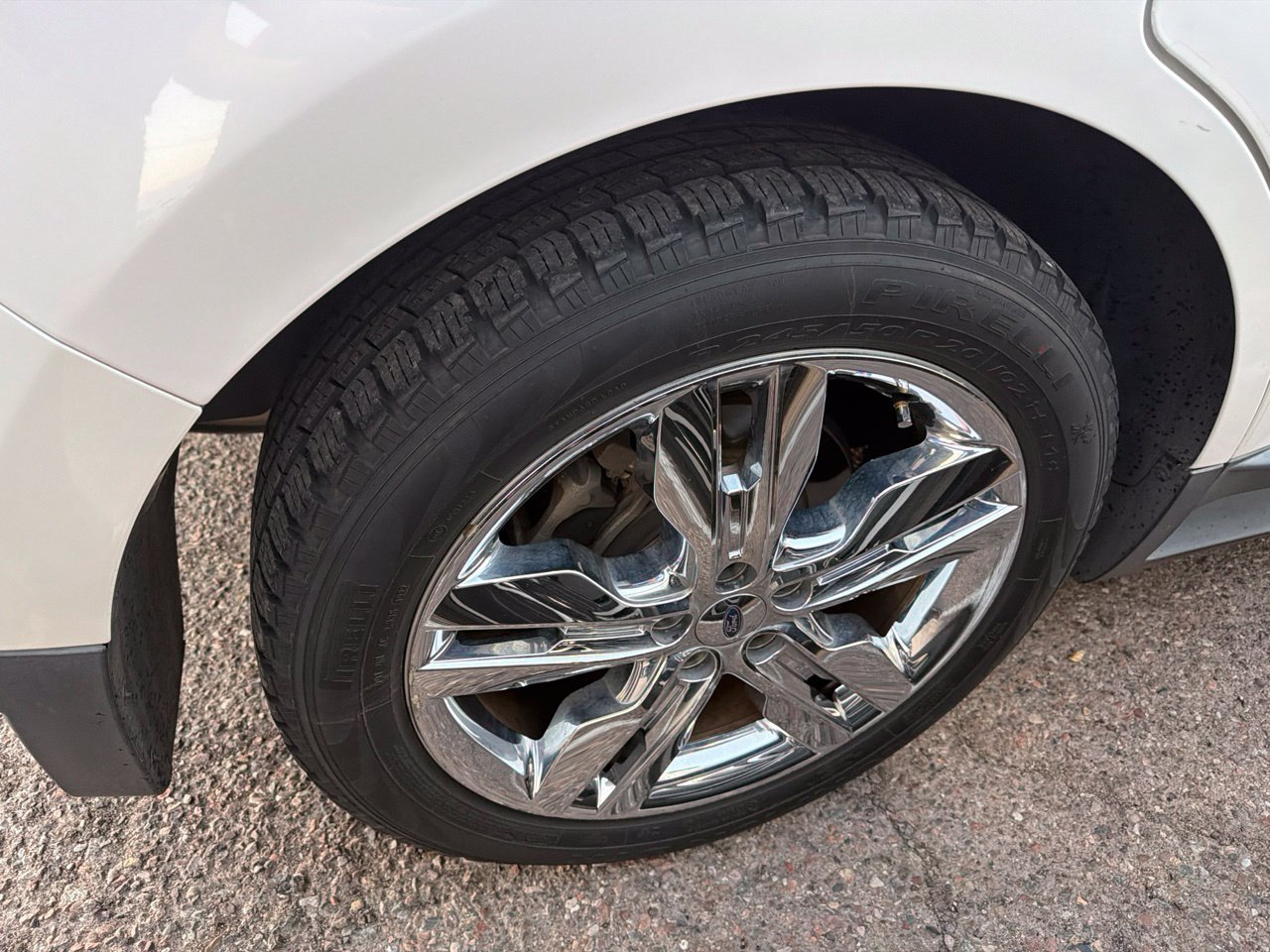 Used 2013 Ford Edge Limited FWD image 15
