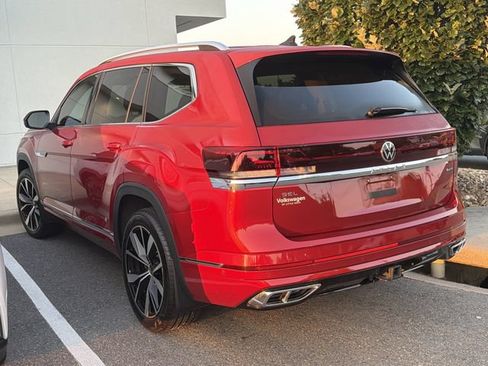 Used 2025 Volkswagen Atlas SEL Premium R-Line AWD/4WD image 4
