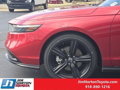 Used 2024 Honda Accord Sport image 8