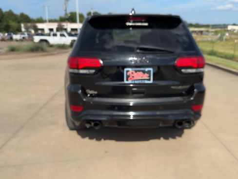 Used 2018 Jeep Grand Cherokee Trackhawk AWD/4WD image 6