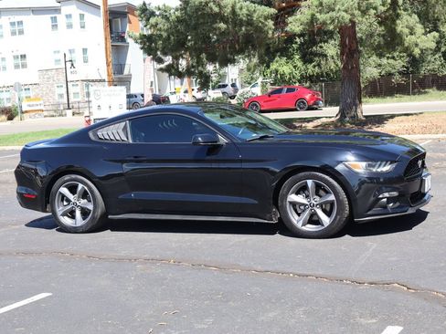Used 2016 Ford Mustang Coupe w/ Equipment Group 051A RWD image 2