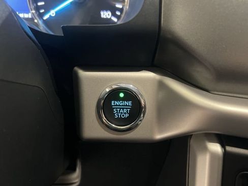 Used 2023 Ford Expedition XLT RWD image 16