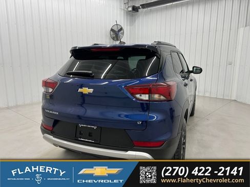 Used 2023 Chevrolet TrailBlazer LT FWD image 3