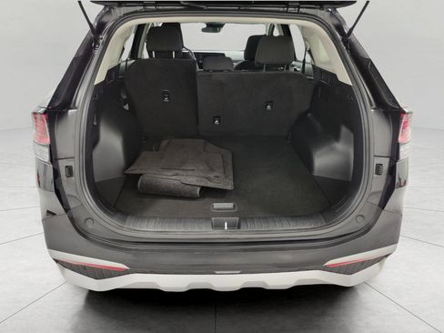 Used 2025 Kia Sportage LX image 16