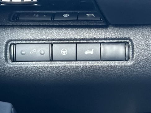 New 2026 Nissan Pathfinder SV image 33